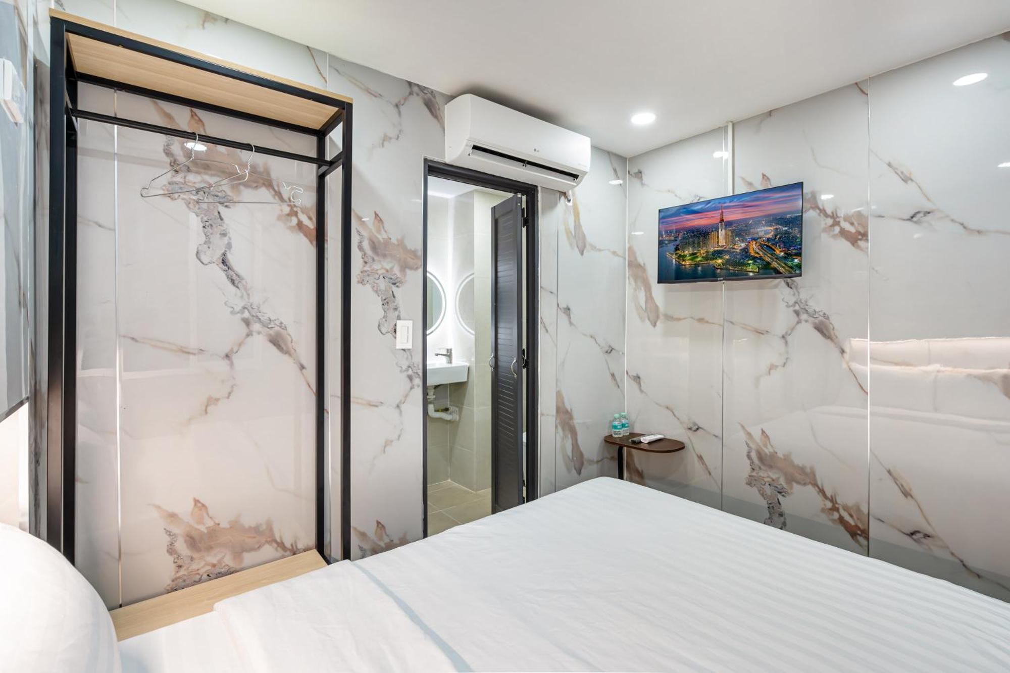 Hoang Quynh Hotel Ho Chi Minh City