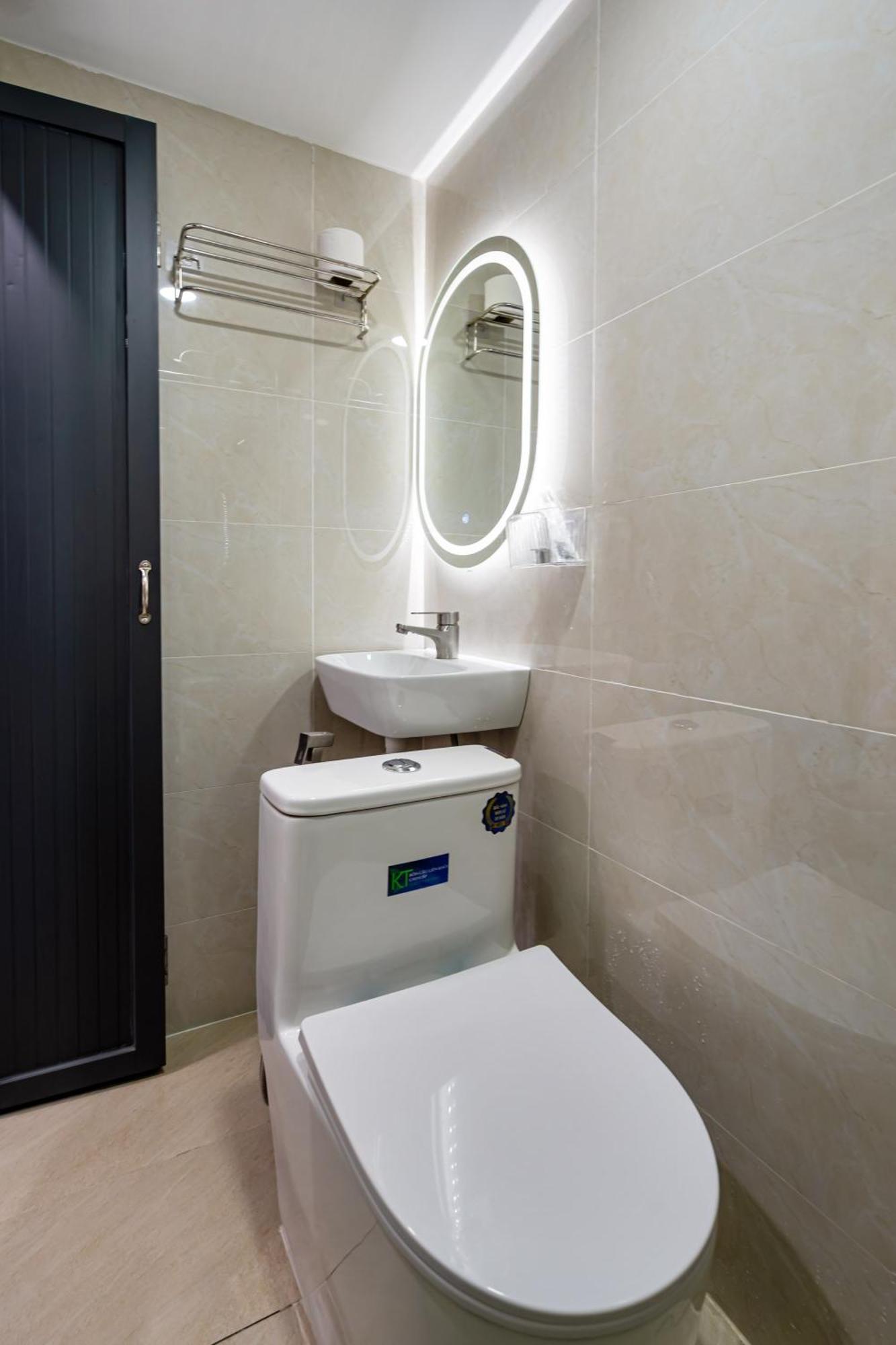 Hoang Quynh Hotel Ho Chi Minh City
